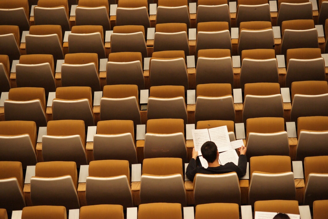 How to manage the transition from Undergraduate to Postgraduate